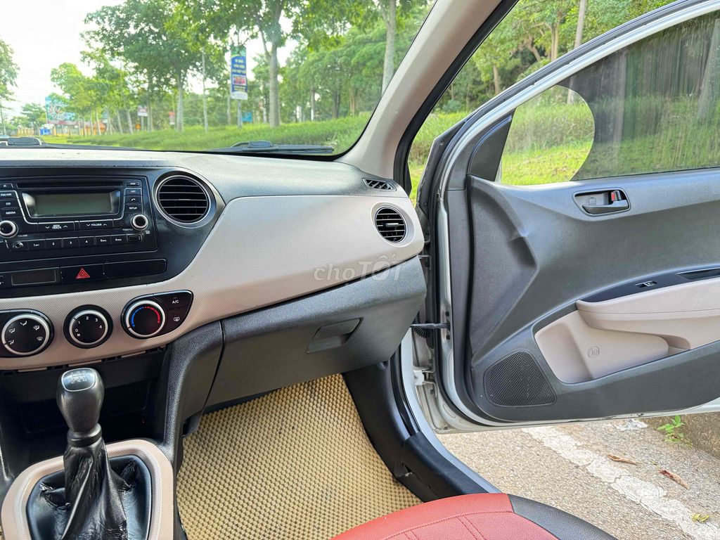 Hyundai Grand i10 2015 1.0 Base - 160000 km. Mua bán Ô tô tại Huyện Sóc Sơn Hà Nội được đăng bởi Anh Chiến hình 10
