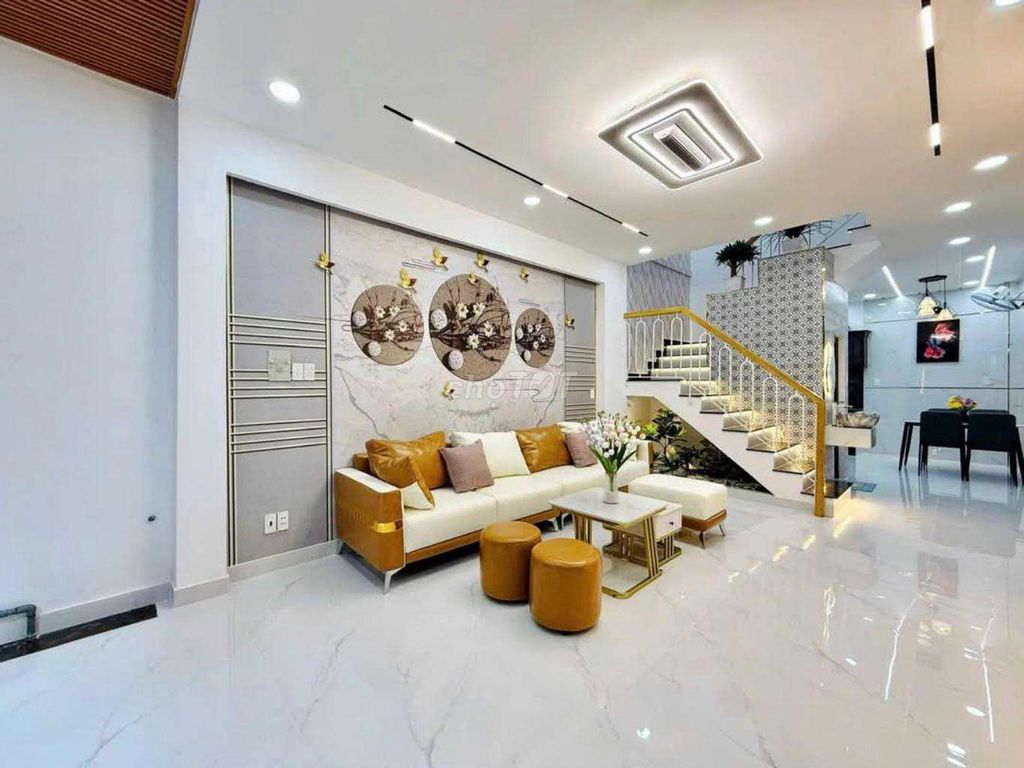 🏡CHỈ 4 TỶ XX - 46M² - ĐẸP LUNG LINH - NGAY NGÃ 5 - VINCOM QUANG TRUNG