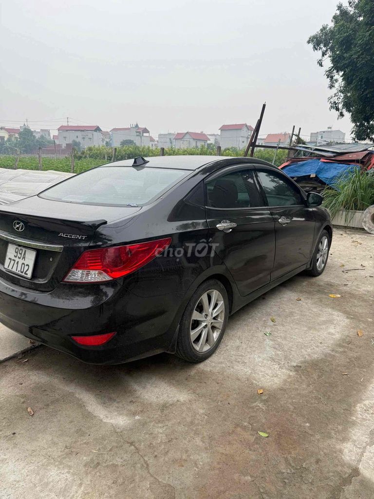 Hyundai Accent 2013 1.4 AT - 180000 km. Mua bán Ô tô tại Huyện Mê Linh Hà Nội được đăng bởi Mọc Auto hình 8