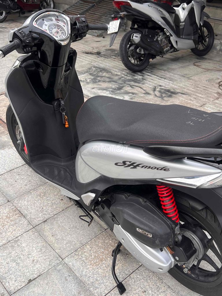 Honda SH Mode 2018 Серебряный карман.Косметологический автомобиль.BSTP.Хорошая цена