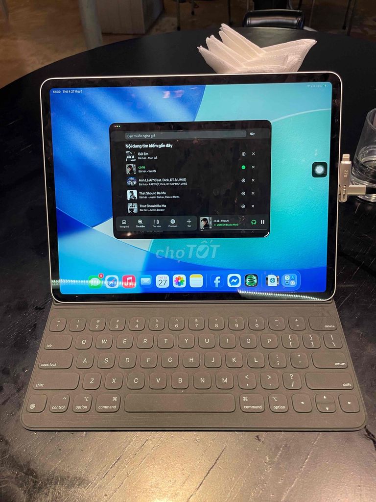 Bao da bàn phím Apple Smart Keyboard Folio. Mua bán Phụ kiện (Màn hình, Chuột...) tại Quận 1 Tp Hồ Chí Minh được đăng bởi Quang Watch hình 1