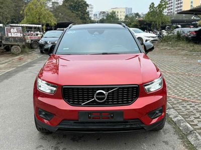 Volvo XC40 T5 AWD R-Design 2019 màu đỏ. Mua bán Ô tô tại Quận Cầu Giấy Hà Nội được đăng bởi Auto 6666