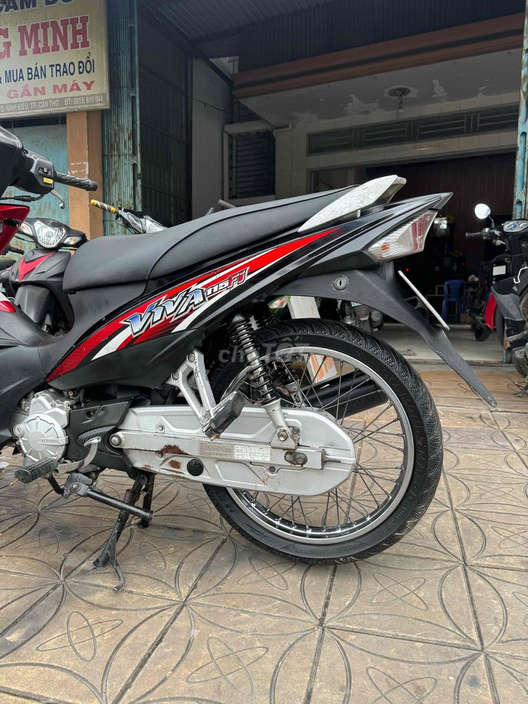 Suzuki Viva 115 Fi Đỏ đen. Mua bán Xe máy tại Quận Ninh Kiều Cần Thơ được đăng bởi DVCĐ Công Minh hình 4