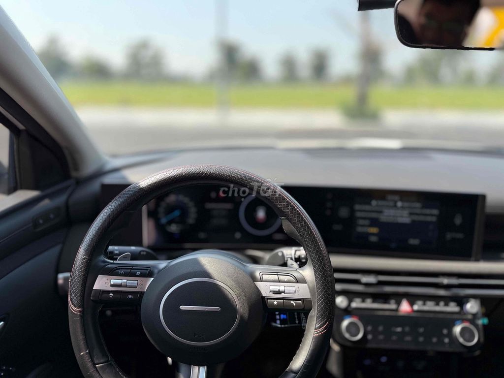 Hyundai Tucson 2025 Trắng 25000 km. Mua bán Ô tô tại Quận Bình Thạnh Tp Hồ Chí Minh được đăng bởi Phi Trần hình 4