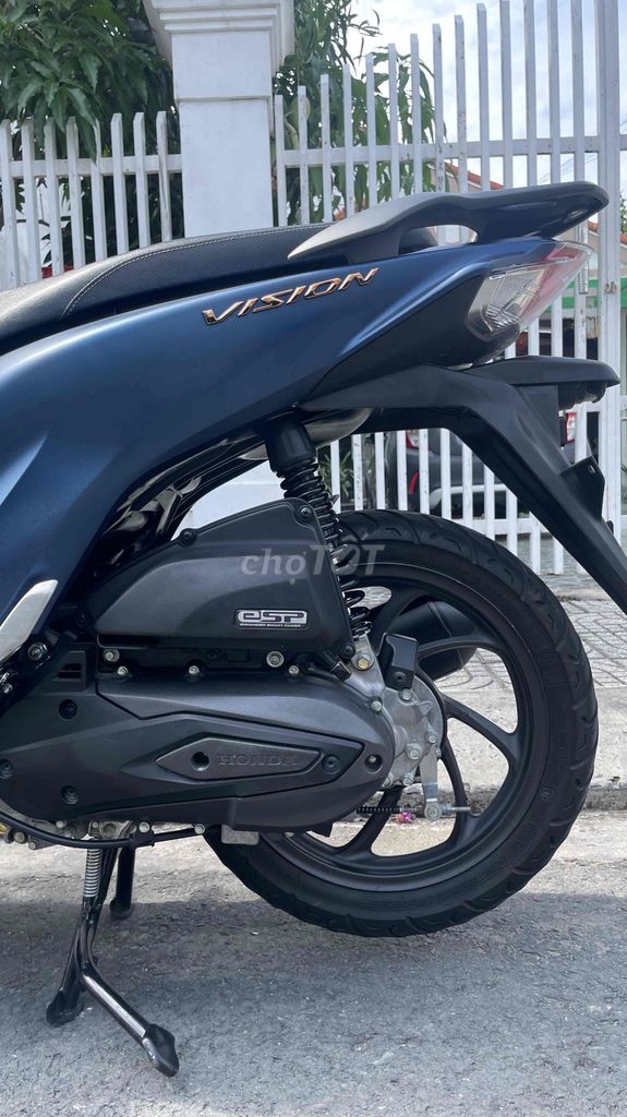 HONDA VISON KHÓA REMOT XE CHÍNH CHỦ. Mua bán Xe máy tại Huyện Trà Ôn Vĩnh Long được đăng bởi Cửa hàng xe Phương Linh hình 5