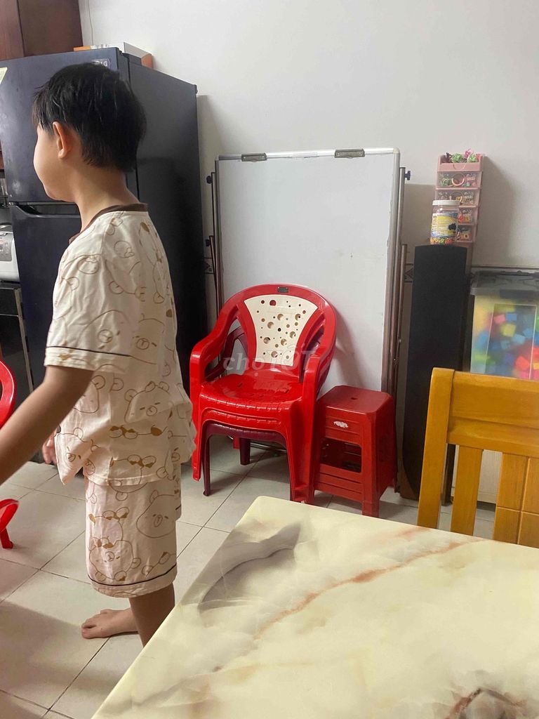 Bảng viết Plip Kim loại, Nhựa. Mua bán Đồ dùng văn phòng tại Quận 6 Tp Hồ Chí Minh được đăng bởi Duy hình 1