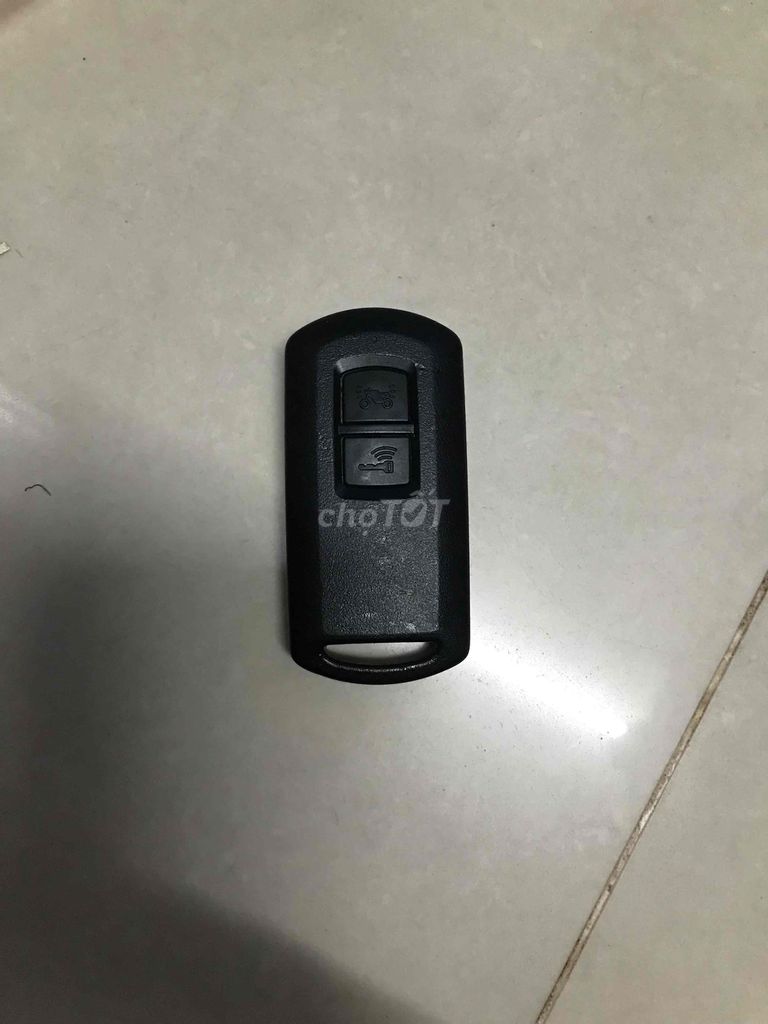 cần bán remote như hình