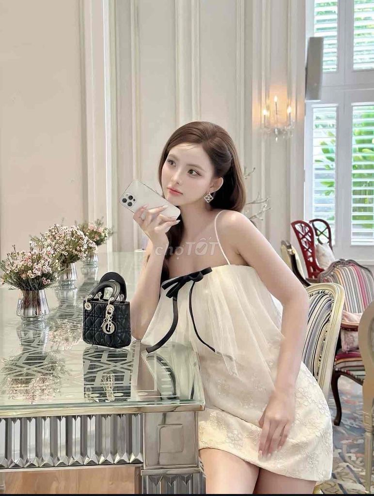 Đầm nữ ren voan trắng kem. Mua bán Quần áo tại Quận Hải Châu Đà Nẵng được đăng bởi Tiệm Đầm thiết kế  hình 1