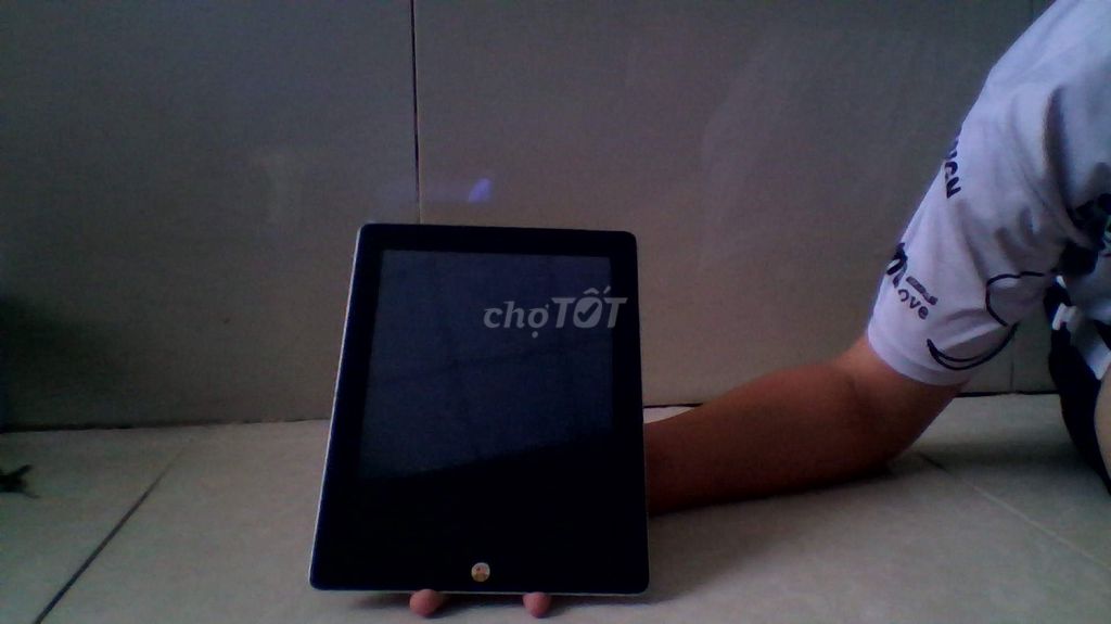 Apple iPad Lỗi kích hoạt kèm dây sạc. Mua bán Máy tính bảng tại Quận 7 Tp Hồ Chí Minh được đăng bởi minhluan hình 1