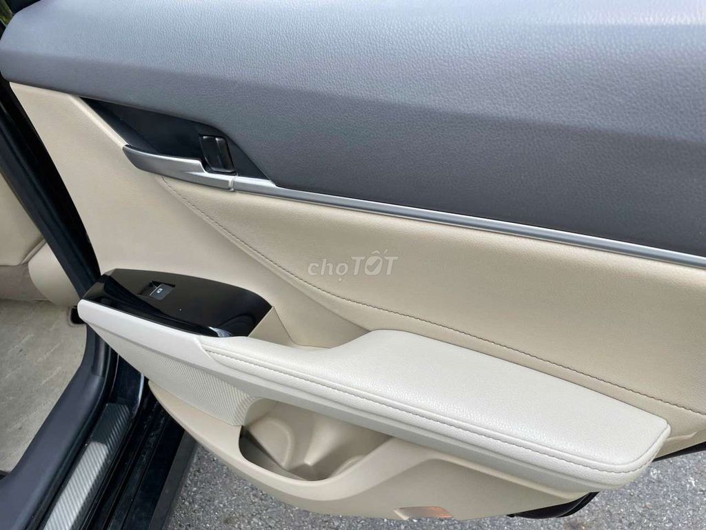 TOYOTA CAMRY 2.0G  31000 km. Mua bán Ô tô tại Thành phố Thủ Đức Tp Hồ Chí Minh được đăng bởi Ms Hiệp  hình 15