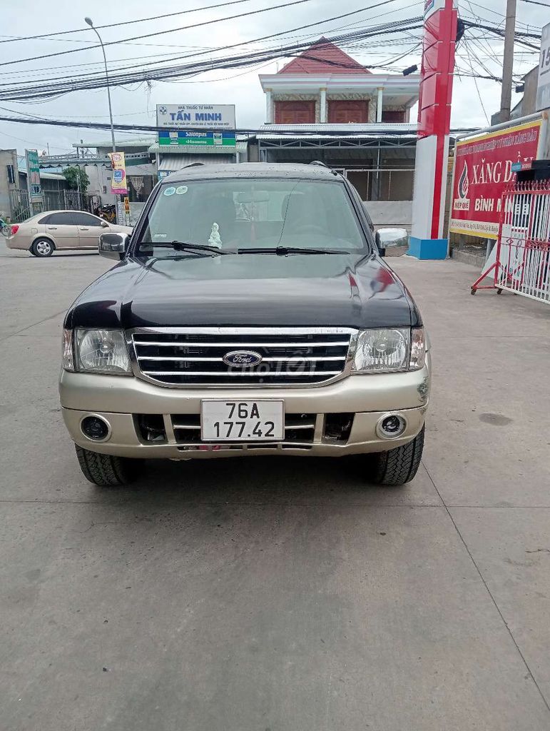 Ford Everest 2005 máy dầu 2 cầu