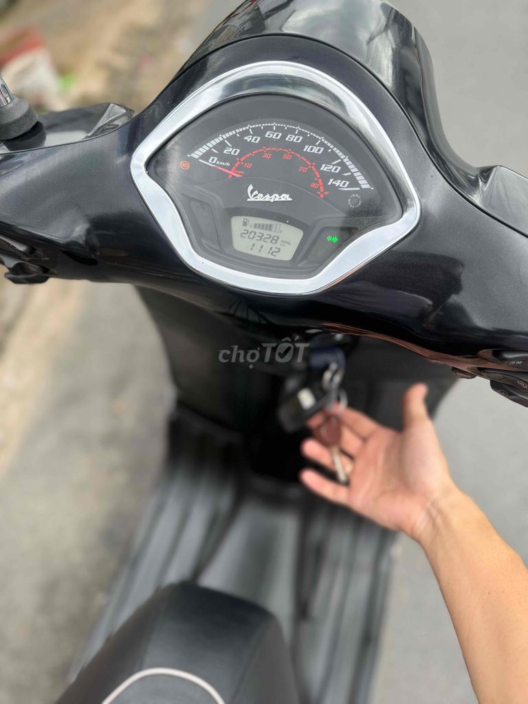 Vespa GTS ABS 2019 B65 GÓP CẦN CCCD ĐỦ 18tUỔI TRẢ. Mua bán Xe máy tại Quận Ninh Kiều Cần Thơ được đăng bởi XE MÁY HOÀNG YẾN hình 5