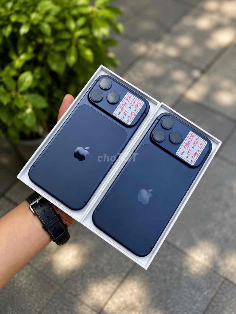Apple iPhone 17 Pro 256GB Xanh Like new. Mua bán Điện thoại tại Quận Đống Đa Hà Nội được đăng bởi Quý Hoàng hình 1