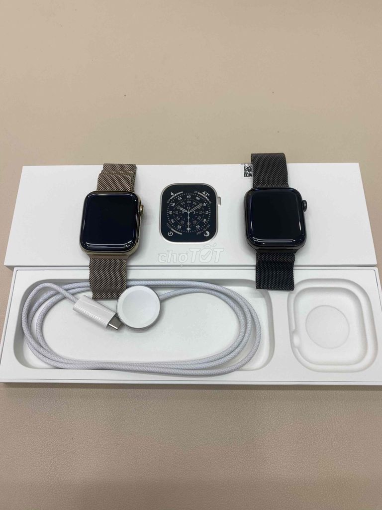 Apple Watch Series 6 44mm Thép vàng/đen. Mua bán Thiết bị đeo thông minh tại Quận Tân Bình Tp Hồ Chí Minh được đăng bởi Tôn Thất Khánh hình 1