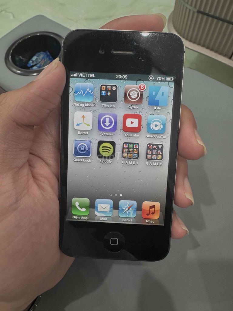 Apple iPhone 4S 16gb. Mua bán Điện thoại tại Quận Bình Thạnh Tp Hồ Chí Minh được đăng bởi Trần Hoàng Long hình 1