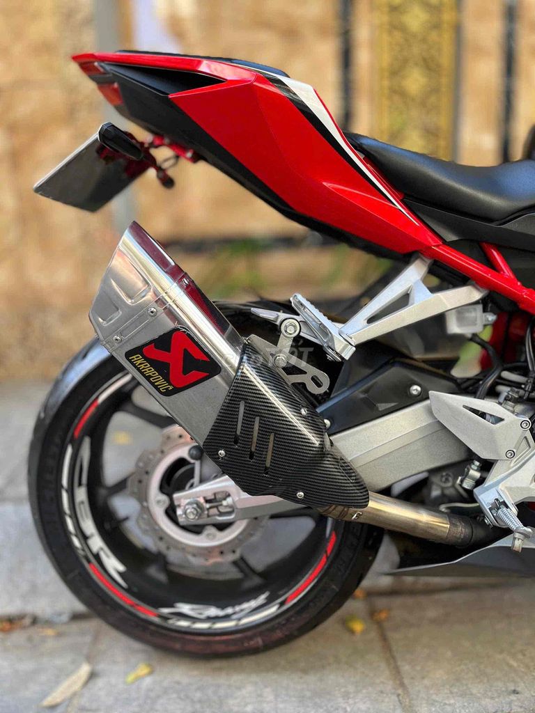 Honda CBR 250RR Lướt rất mới leng keng pkl moto. Mua bán Xe máy tại Quận Cầu Giấy Hà Nội được đăng bởi Tong motor xe may hình 6