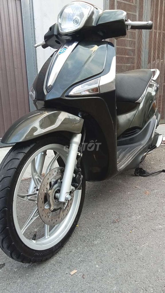 Xe ĐẸP. Máy Êm Ru, Đầy Đủ Giấy Tờ và chất năg. Mua bán Xe máy tại Quận Thanh Khê Đà Nẵng được đăng bởi Trần Khải hình 5