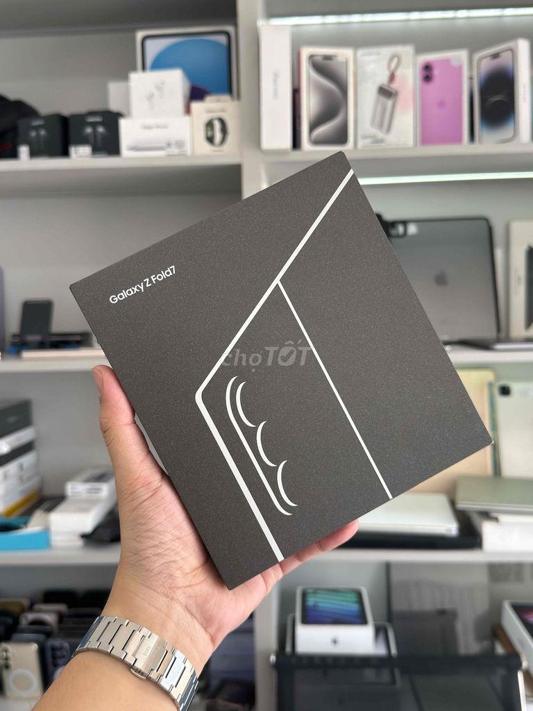 Samsung ZFold 7 512GB JetBlack Newseal chính hãng. Mua bán Điện thoại tại Thành phố Thủ Đức Tp Hồ Chí Minh được đăng bởi Quốc Anh Store hình 1