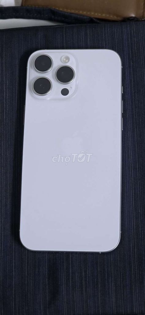 Apple iPhone 16 Pro Max 256GB Trắng 99%. Mua bán Điện thoại tại Quận 10 Tp Hồ Chí Minh được đăng bởi Dũng hình 1