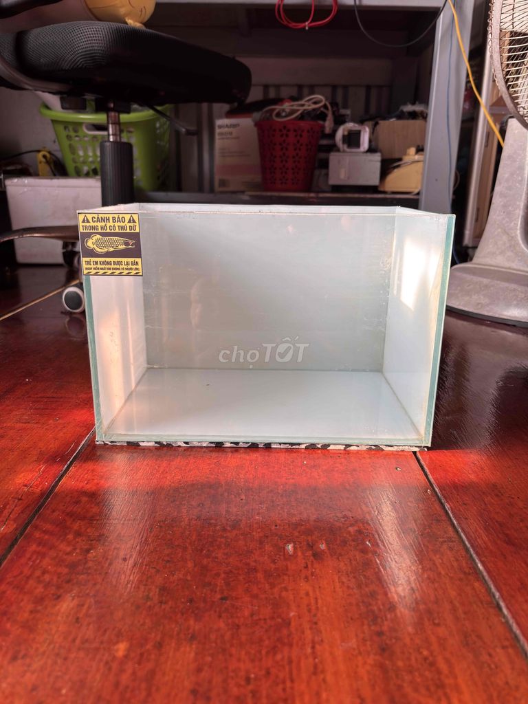 Bể cá cảnh Kính 30x20x20 Đã qua sử dụng. Mua bán Phụ kiện, Thức ăn, Dịch vụ tại Thành phố Hồng Ngự Đồng Tháp được đăng bởi Hoài Linh hình 1