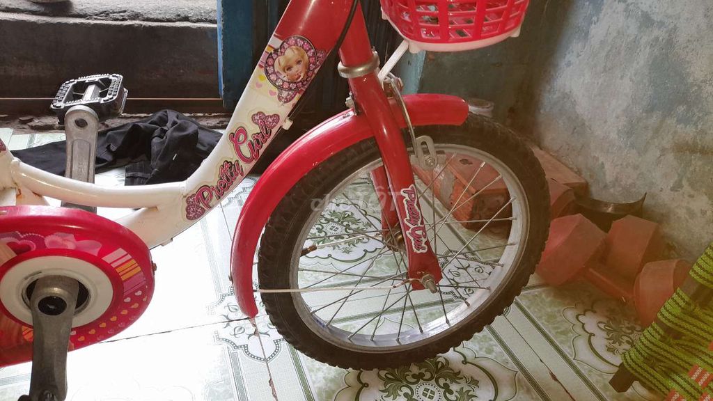Xe đạp trẻ em còn khá mới. Mua bán Xe đạp tại Thành phố Thủ Dầu Một Bình Dương được đăng bởi THỊNH  hình 3