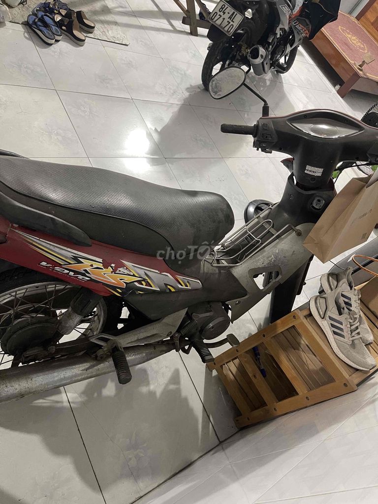 Xe máy màu đỏ đen. Mua bán Xe máy tại Huyện Càng Long Trà Vinh được đăng bởi Lili0329 hình 2