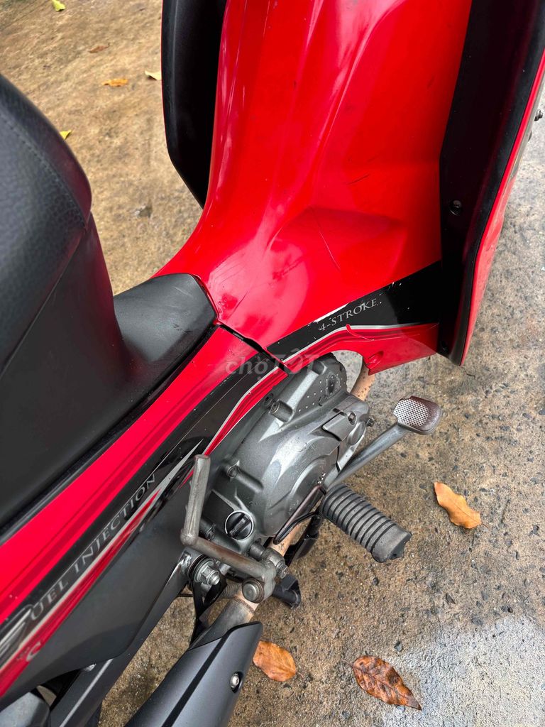 Yamaha Sirius màu Đỏ. Mua bán Xe máy tại Thị xã Bến Cát Bình Dương được đăng bởi xe máy trả góp tín nghĩa  hình 5