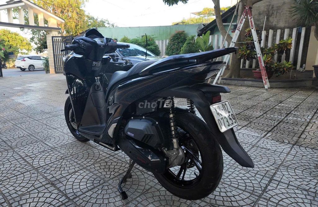 Lên đời 350 nên cần ra đi em SH 150. Mua bán Xe máy tại Quận Thanh Khê Đà Nẵng được đăng bởi Văn huy hình 5