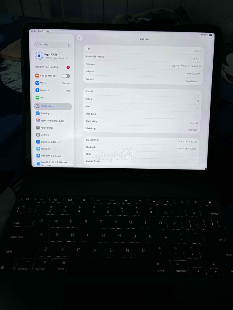 Apple iPad Pro M1 wifi 12.9 (+ bàn phím logitech). Mua bán Máy tính bảng tại Quận 8 Tp Hồ Chí Minh được đăng bởi nntruc112 hình 1