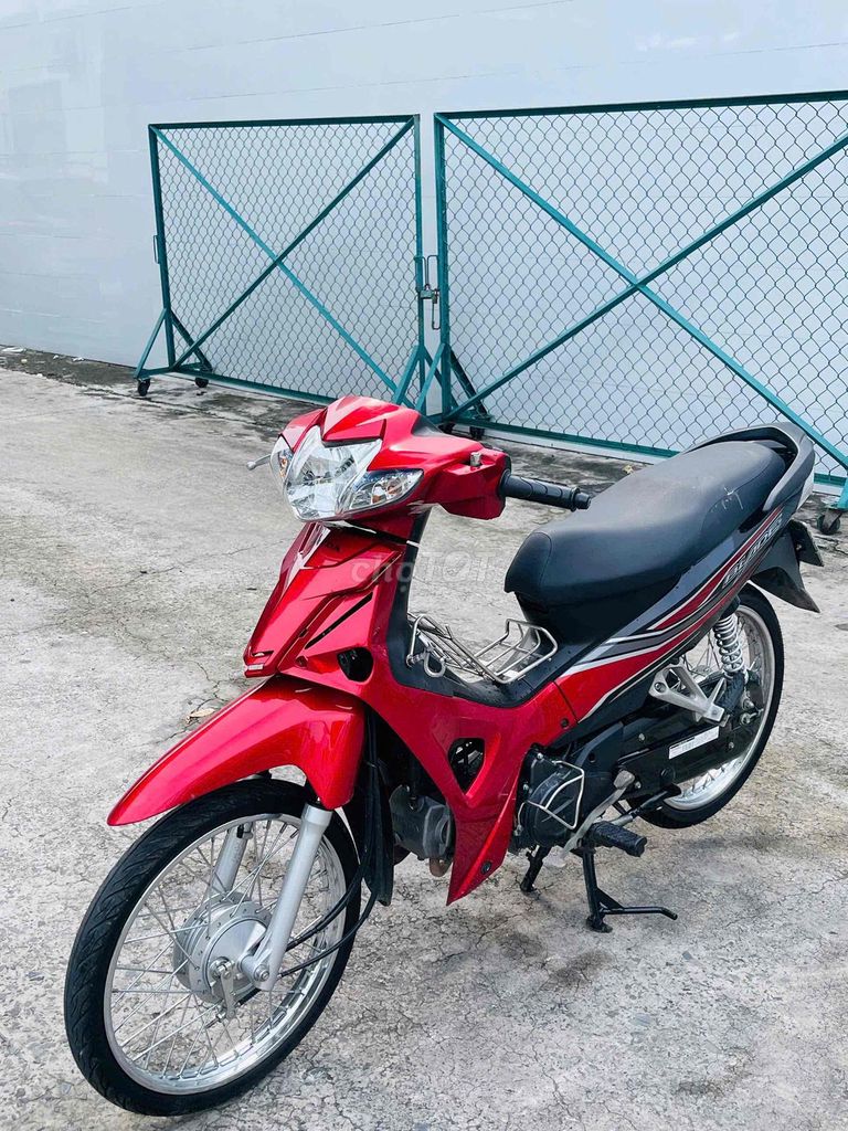 Волновой клинок Honda 2023 красный