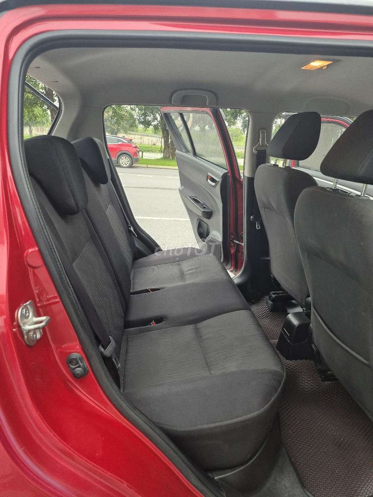Suzuki SWiFt 2017 1.4 AT - 90000 km. Mua bán Ô tô tại Quận Long Biên Hà Nội được đăng bởi Ngô hùng hình 17