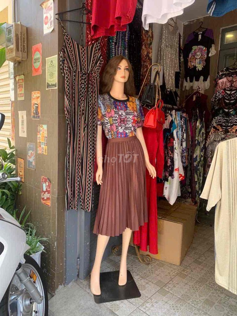 Sang quần áo shop thời trang Quảng Châu. Mua bán Quần áo tại Quận Phú Nhuận Tp Hồ Chí Minh được đăng bởi Phương hình 1