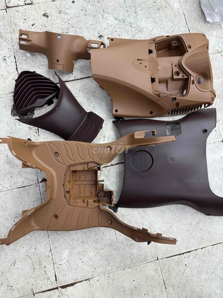 thanh lý phụ tùng Sh - giá từ 100k cần zalo cho e. Mua bán Phụ tùng xe tại Quận Bình Tân Tp Hồ Chí Minh được đăng bởi tho nguyen hình 2