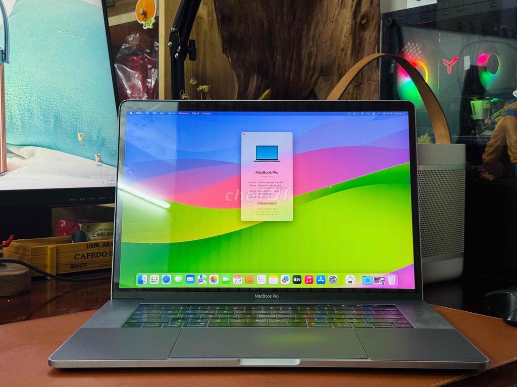 Apple Macbook Pro 15 inch I9 32GB/1TB có GL. Mua bán Laptop tại Quận Ninh Kiều Cần Thơ được đăng bởi TRƯƠNG QUỲNH hình 1