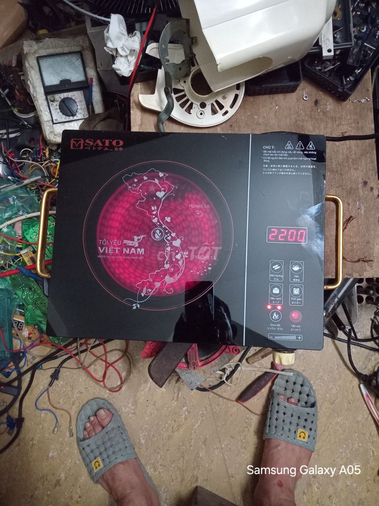 Bếp từ SATO hai vòng nhiệt rất mới. Mua bán Bếp, lò, đồ điện nhà bếp tại Quận Hải An Hải Phòng được đăng bởi Tuan Tran hình 1