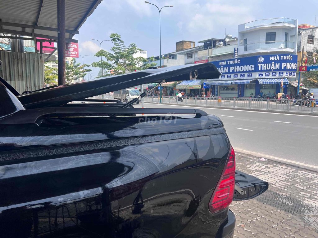 Toyota Hilux 2018 2.4E 4x2 AT - 110000 km ngay chu. Mua bán Ô tô tại Quận Gò Vấp Tp Hồ Chí Minh được đăng bởi huỳnh long hồ hình 8