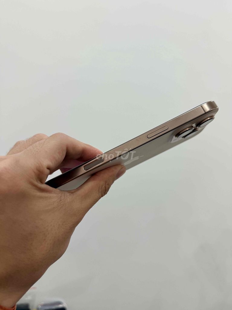 Apple iPhone 16 Pro Max 512GB Titan Sa Mạc. Mua bán Điện thoại tại Quận Cầu Giấy Hà Nội được đăng bởi TicoSmartphone hình 1