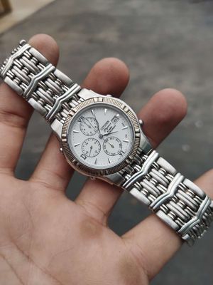 Đồng hồ Citizen Elegance với thiết kế cực ngầu
