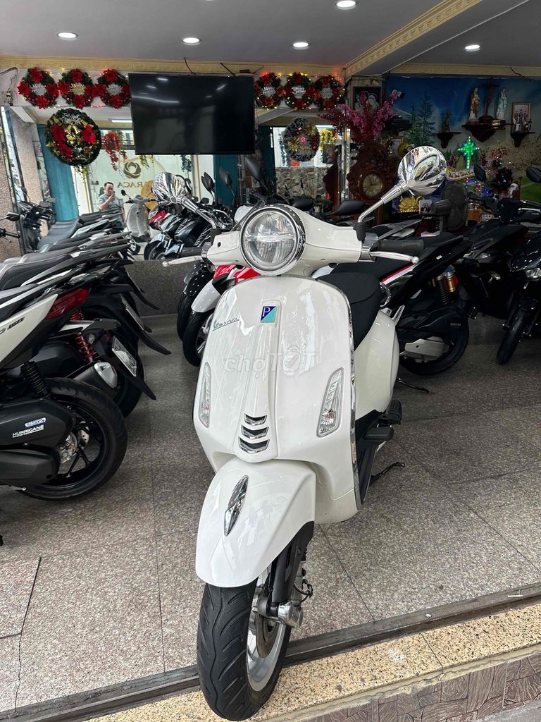 Vespa Primavera 125 ABS iGet 2022 BSTP Chính Chủ. Mua bán Xe máy tại Quận Phú Nhuận Tp Hồ Chí Minh được đăng bởi Ngô Hà hình 2