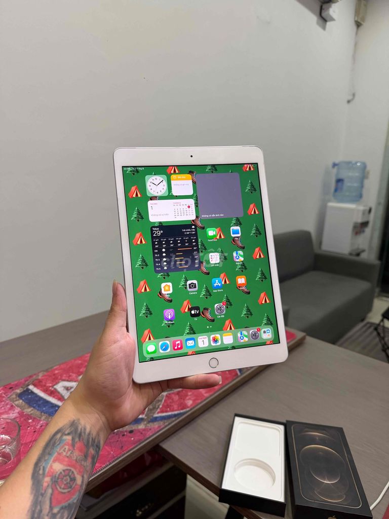 Apple iPad Gen 7 5G Wifi 32GB Zin All Nguyên Bản. Mua bán Máy tính bảng tại Quận Cầu Giấy Hà Nội được đăng bởi Trung Kiên Trả Góp Bao Nợ Xấu hình 1