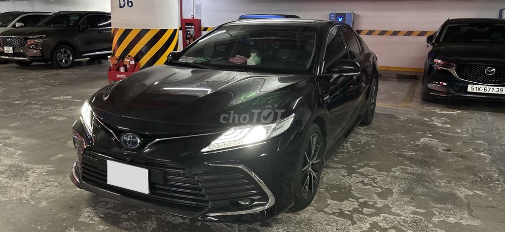 Toyota Camry 2.5 HEV Hybrid 2022 Đen