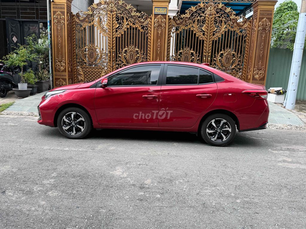 Тойота Vios E 2024 Автоматическая 34000 км красная