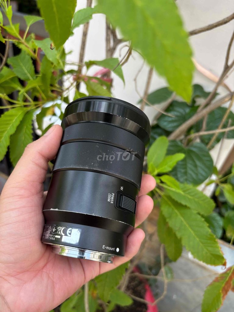 Ống kính Sony SEL 18-105mm f/4 Đen. Mua bán Máy ảnh, Máy quay tại Quận Phú Nhuận Tp Hồ Chí Minh được đăng bởi Lam Vy  hình 1