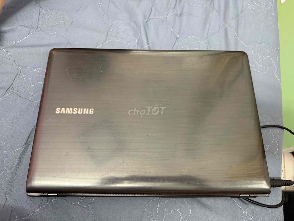 Samsung 350V5C i5-3210M 4GB/320GB Pin chai. Mua bán Laptop tại Quận 8 Tp Hồ Chí Minh được đăng bởi lam ba thanh hình 1