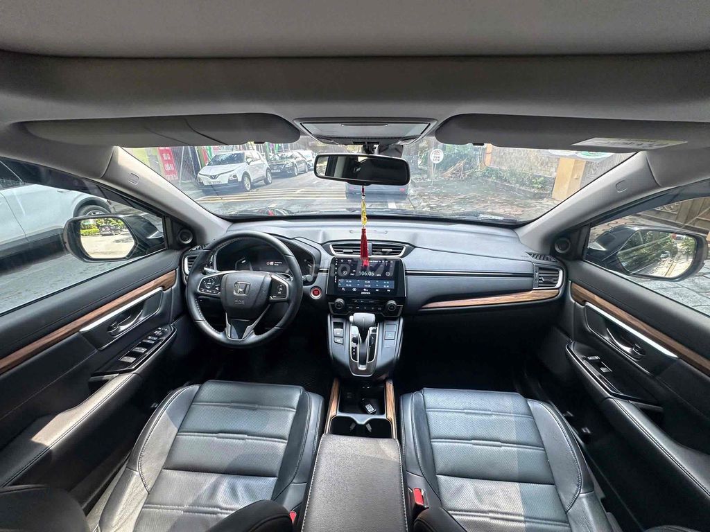 Honda CRV 1.5L sx 2019 màu đen siêu đẹp. Mua bán Ô tô tại Quận Cầu Giấy Hà Nội được đăng bởi Cao Quý hình 16