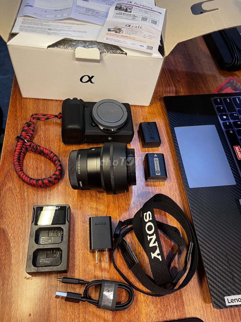Sony ZVe10, Sigma 30mm f1.4. Mua bán Máy ảnh, Máy quay tại Quận Long Biên Hà Nội được đăng bởi ACC Mua Đồ hình 1