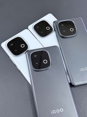 VIVO IQOO Z10 TURBO BẢN 12/256G MÁY NEW-SẴN TV