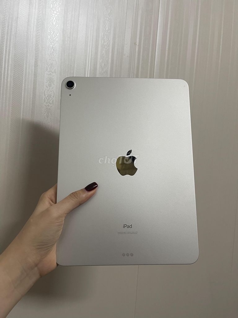 iPad Air 4 256GB wifi trắng likenew 99 BH 1 đổi 1