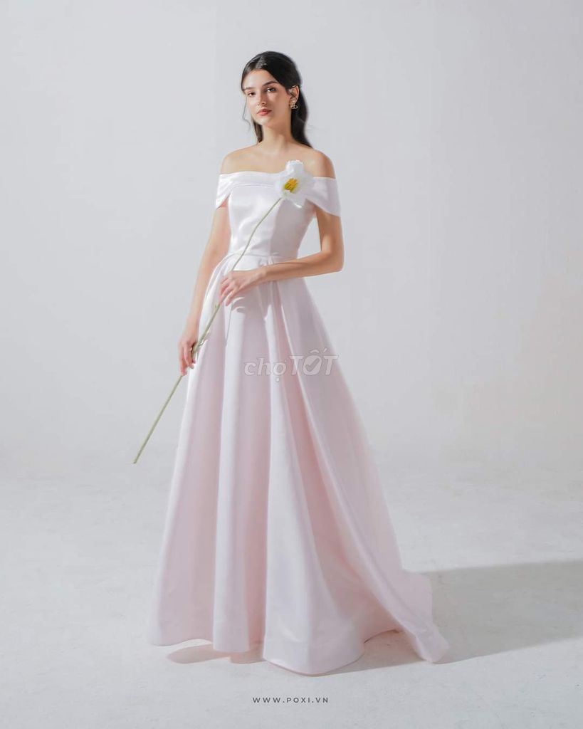 Thanh lý váy cưới Poxi mới mặc
