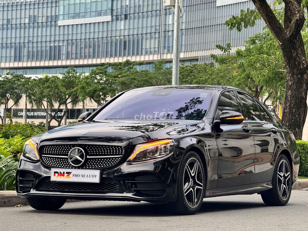 Mercedes Benz C300 2020. Mua bán Ô tô tại Quận 7 Tp Hồ Chí Minh được đăng bởi Cherry hình 3